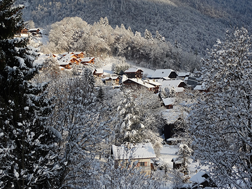 Samoens in snow