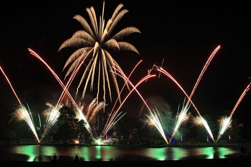 Rachel Beacher Alton Towers fireworks