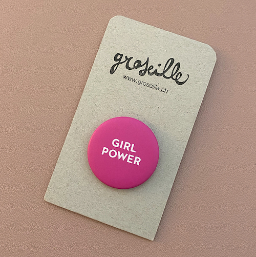 Groseille Badge Girl Power